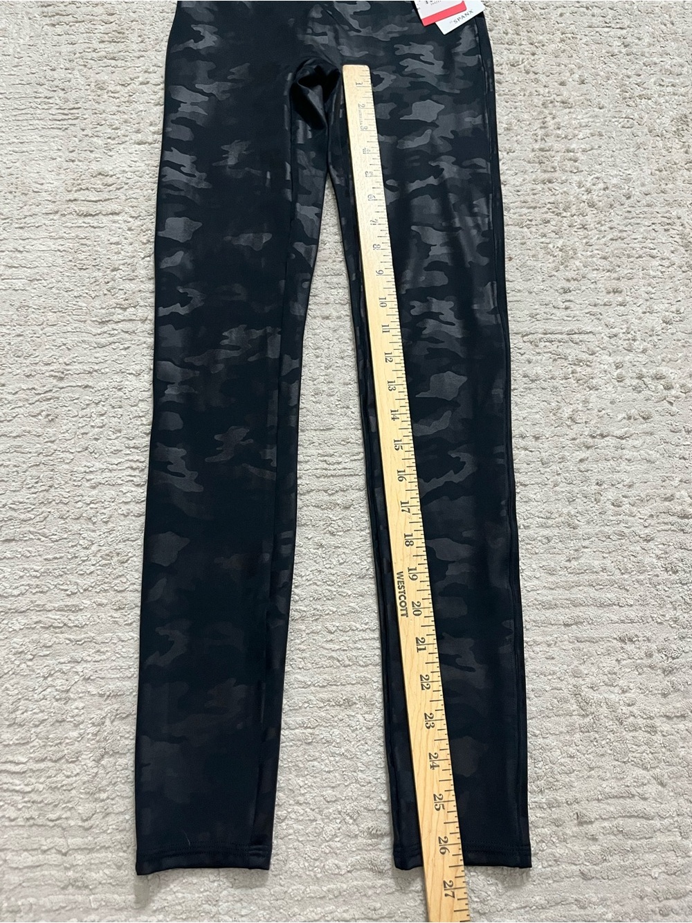 NWT SPANX Camo Faux Leather Leggings - Picture 2 of 7